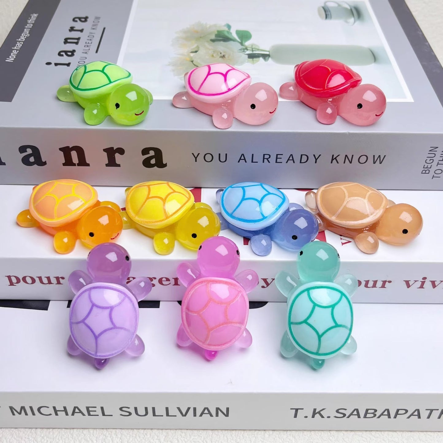 [Live broadcast] [Nine-square grid] [Pair-pair] Resin luminous three-dimensional cute little turtle creative DIY ornaments